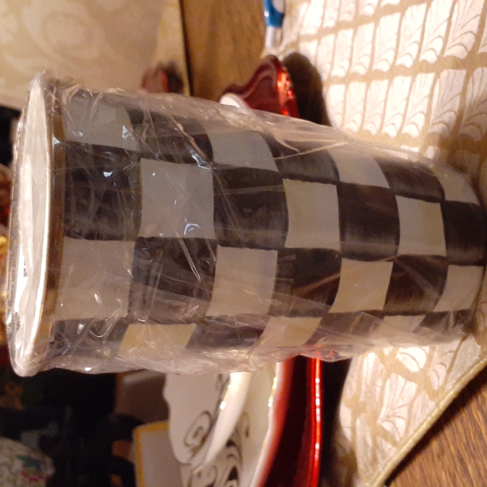 MACKENZIE-CHILDS COURTLY CHECK  Tumbler, 20 oz. LARGER SET OF 2